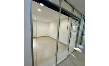 ARRIENDO OFICINA EN CHAPINERO GRUPO 7 (206)
