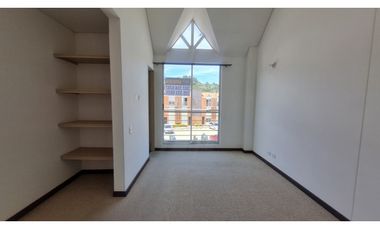 SE ARRIENDA HERMOSA CASA CONJUNTO AKORA TOCANCIP
