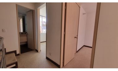 SE ARRIENDA HERMOSA CASA CONJUNTO AKORA TOCANCIP