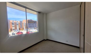 SE ARRIENDA HERMOSA CASA CONJUNTO AKORA TOCANCIP