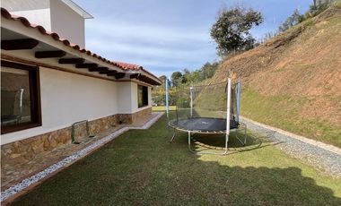 Casa Campestre en Condominio El Carmen de Viboral