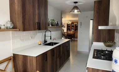 Apartamento Amoblado en Venta Poblado