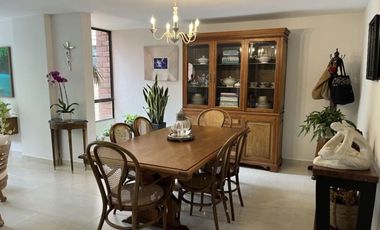 Apartamento Amoblado en Venta Poblado