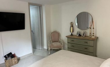 Apartamento Amoblado en Venta Poblado
