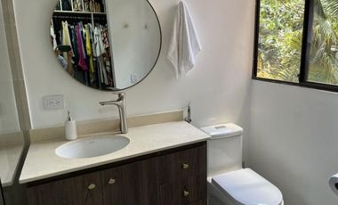 Apartamento Amoblado en Venta Poblado