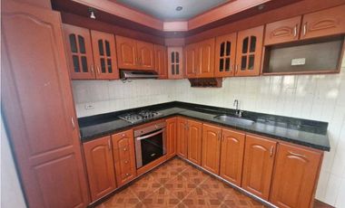 En Arriendo Casa Urbana 485 m2 Barrio Marsella, La Mesa Cund.