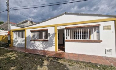 En Arriendo Casa Urbana 485 m2 Barrio Marsella, La Mesa Cund.