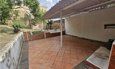 En Arriendo Casa Urbana 485 m2 Barrio Marsella, La Mesa Cund.