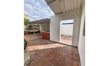 En Arriendo Casa Urbana 485 m2 Barrio Marsella, La Mesa Cund.