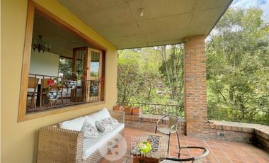 Apartamento Dúplex amoblado en arriendo, Cerro de Oro, Manizales