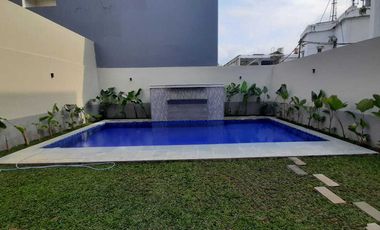 Rumah Super Mewah Pool Cipinang Cempedak