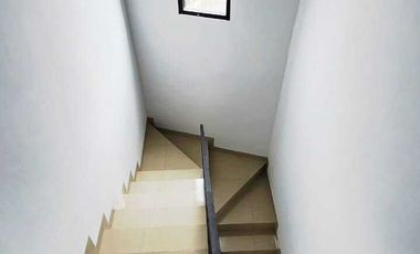 PD GEDE BEKASI RUMAH BARU LAST UNIT READY SIAP HUNI JALAN 2 MOBIL S609