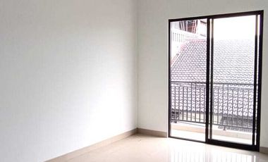 PD GEDE BEKASI RUMAH BARU LAST UNIT READY SIAP HUNI JALAN 2 MOBIL S609
