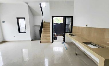 PD GEDE BEKASI RUMAH BARU LAST UNIT READY SIAP HUNI JALAN 2 MOBIL S609