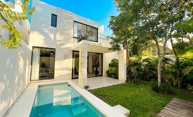 CasaCasa en venta en Playa del Carmen a 8 min de la playa | Alberca y seguridad