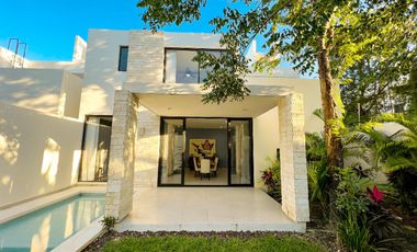 CasaCasa en venta en Playa del Carmen a 8 min de la playa | Alberca y seguridad