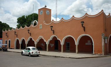 Lotes industriales en Kinchil, Yucatán a pie de carretera