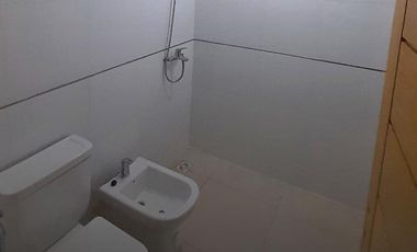 Departamento en calle Sarmiento casi 3 de Febrero