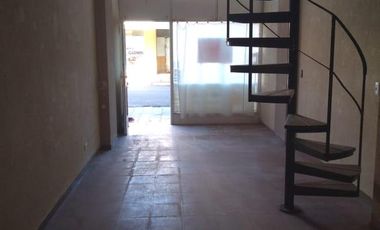 Local en alquiler en Mar De Ajó centrico