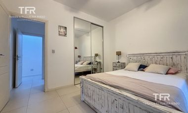 Amplia Casa en Costa Esmeralda – 4 Dormitorios, Pileta y Lote Doble