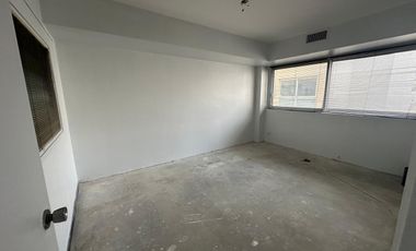 Oficina en alquiler - 140 m2 con cochera - Monserrat