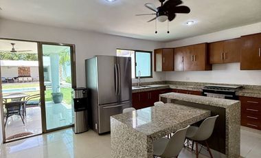 🏡 Residencia sobre Avenida Principal en Montebello – Amplios Espacios