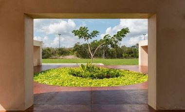 PRECIOSO TERRENO EN PRIVADA RESIDENCIAL CON AMENIDADES EN MERIDA.