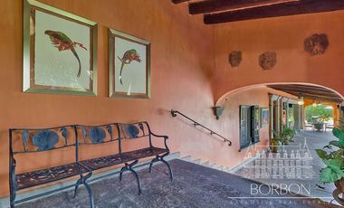 VILLA EL NIDO