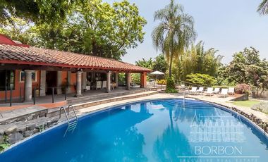 VILLA EL NIDO