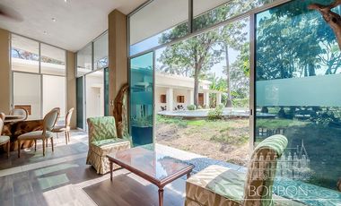 VILLA OASIS