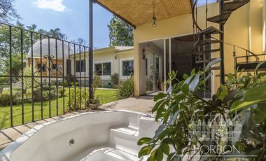 VILLA OASIS