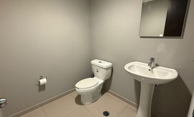 Oficina en renta, Edificio Punta México,