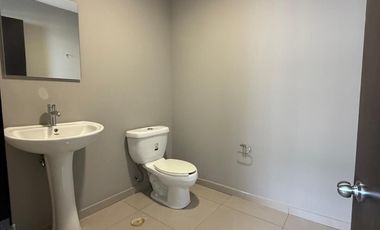 Oficina en renta, Edificio Punta México,