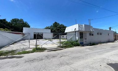 Bodega Comercial a una cuadra Av Central