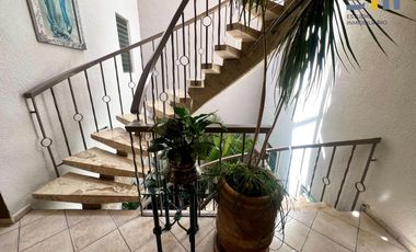 LOMAS DE VISTA HERMOSA. casa en venta