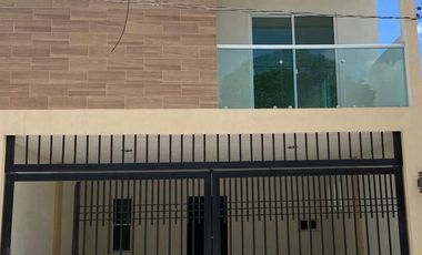 Casa en Venta en Fracc. Jardines de Champayan, Tampico Tamaulipas.