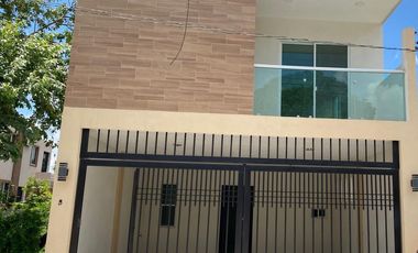 Casa en Venta en Fracc. Jardines de Champayan, Tampico Tamaulipas.