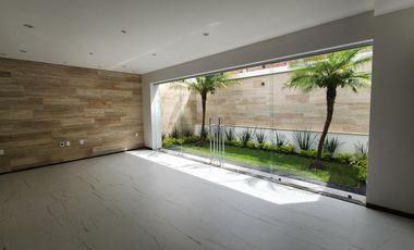 Casa en Venta Altozano 4 Recámaras Fraccionamiento privado