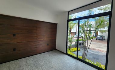 Casa en Venta Altozano 4 Recámaras Fraccionamiento privado