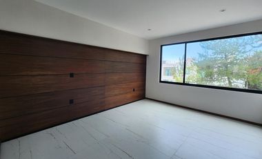 Casa en Venta Altozano 4 Recámaras Fraccionamiento privado