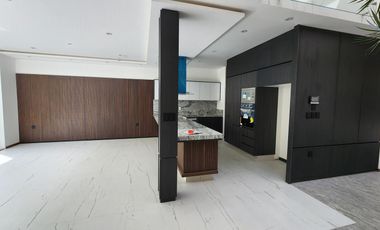Casa en Venta Altozano 4 Recámaras Fraccionamiento privado