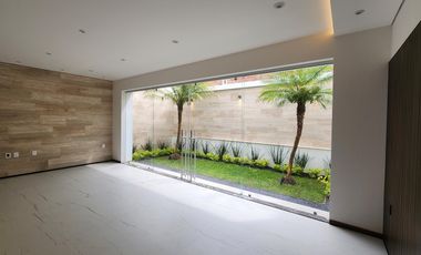 Casa en Venta Altozano 4 Recámaras Fraccionamiento privado