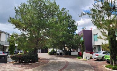 Casa en Venta Altozano 4 Recámaras Fraccionamiento privado