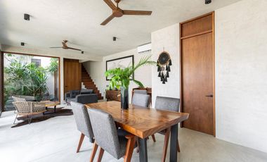 CASA EN VENTA DE DOS RECAMARAS CON ALBERCA PRIVADA EQUIPADA Y AMUEBLADA UBICADA EN TULUM