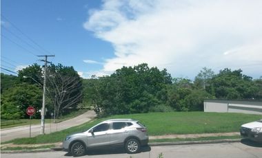 Se Vende Terreno Comercial de 1,209 Mts2 en Clayton