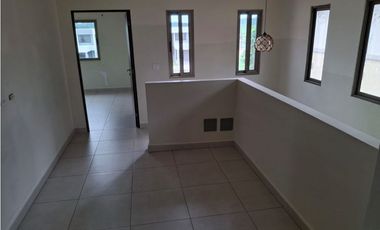 CASA EN VENTA WOODLANDS PANAM PACFICO