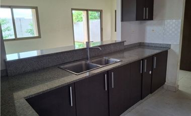 CASA EN VENTA WOODLANDS PANAM PACFICO