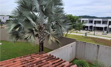CASA EN VENTA WOODLANDS PANAM PACFICO