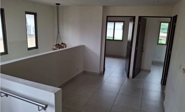 CASA EN VENTA WOODLANDS PANAM PACFICO