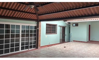 CASA EN BRISAS DEL GOLF